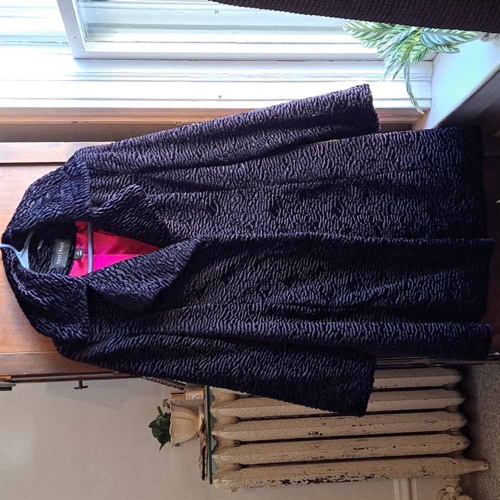 White House Black Market Women's Size Med Black Faux Fur Coat - Picture 2 of 7